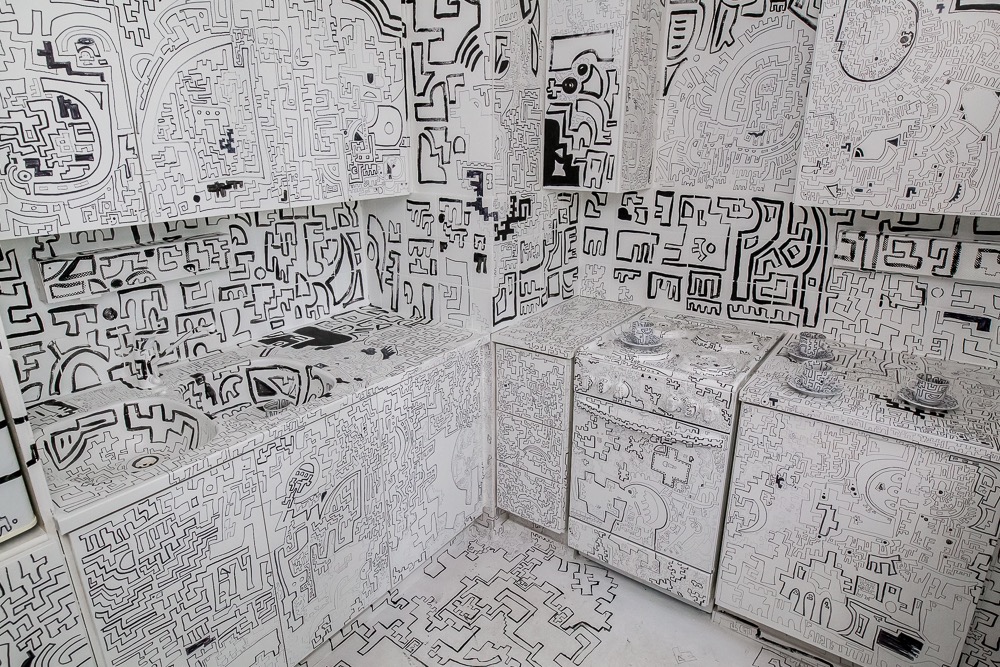 My Private Medina, 2017 drawing installation for Katajainen kansa - taidetta purkutalossa, Mäntyharju (Suomi100)