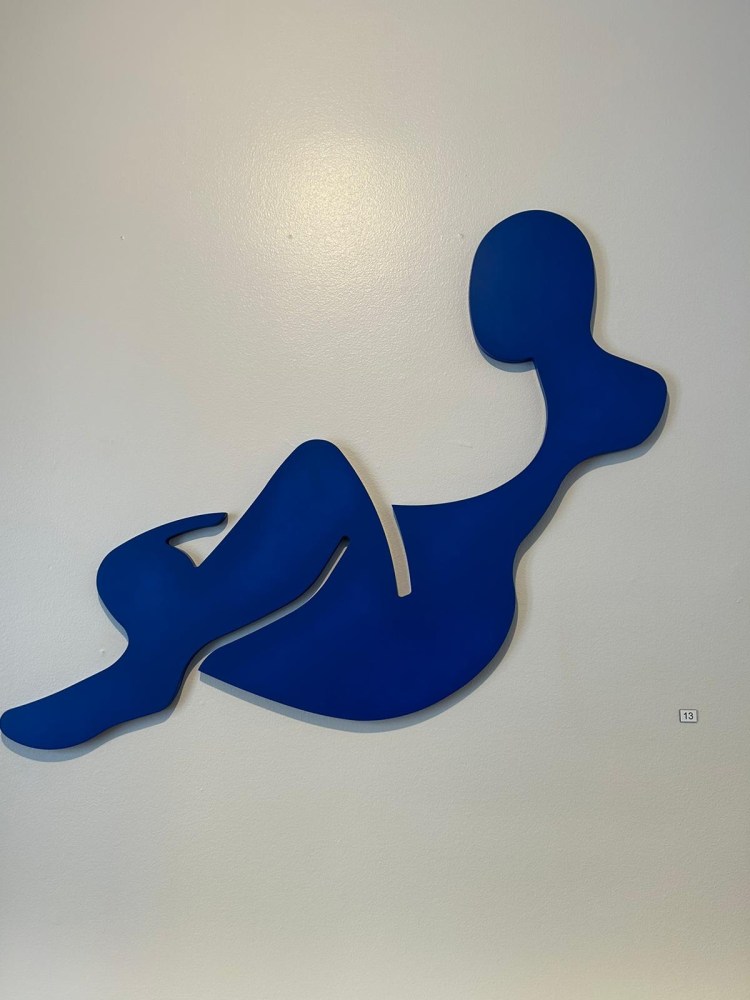 Blue nude, 2019 maalattu mdf